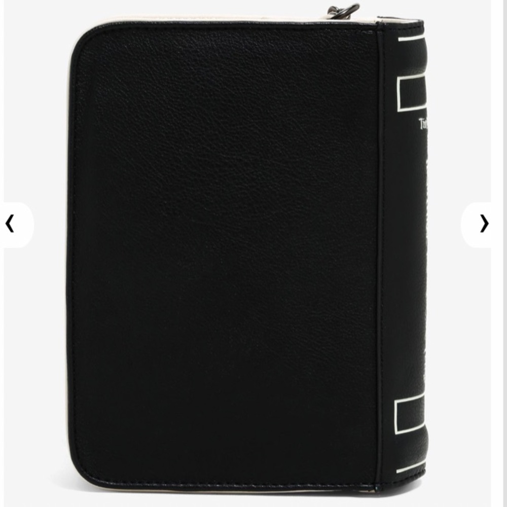 NIGHTMARE BEFORE CHRISTMAS Book CROSSBODY BAG SET! - Picture 4 of 9